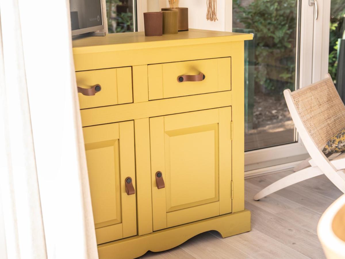 Stayatsas Tiny House Julia In De Bossen Op De Veluwe! エーペ エクステリア 写真