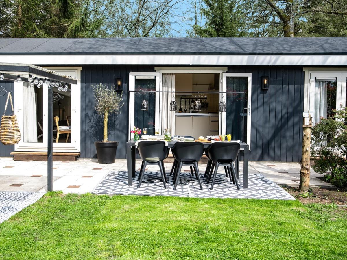 Stayatsas Tiny House Julia In De Bossen Op De Veluwe! エーペ エクステリア 写真