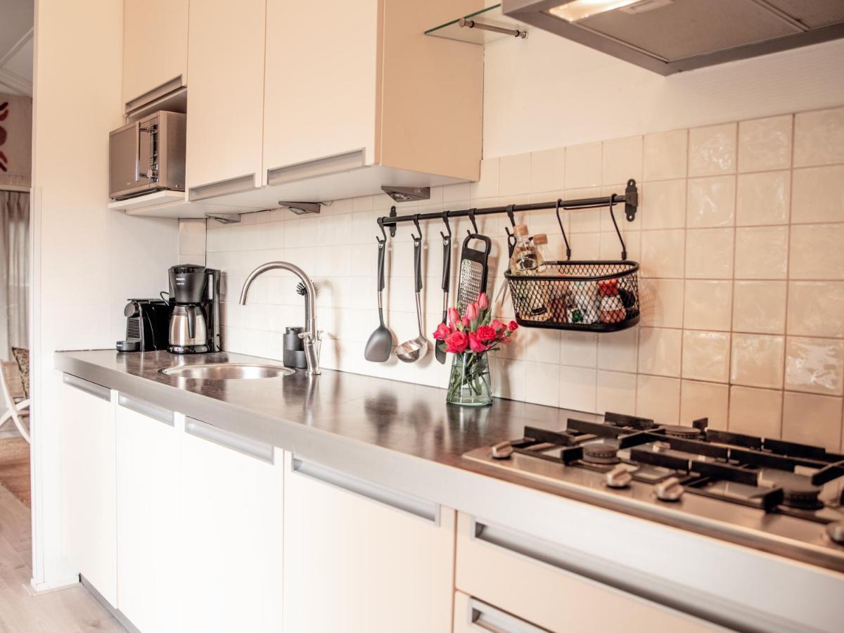 Stayatsas Tiny House Julia In De Bossen Op De Veluwe! エーペ エクステリア 写真