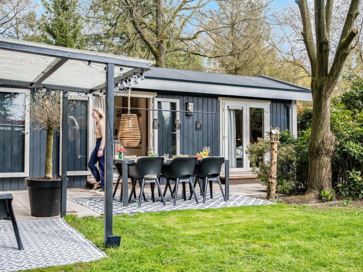 Stayatsas Tiny House Julia In De Bossen Op De Veluwe! エーペ エクステリア 写真